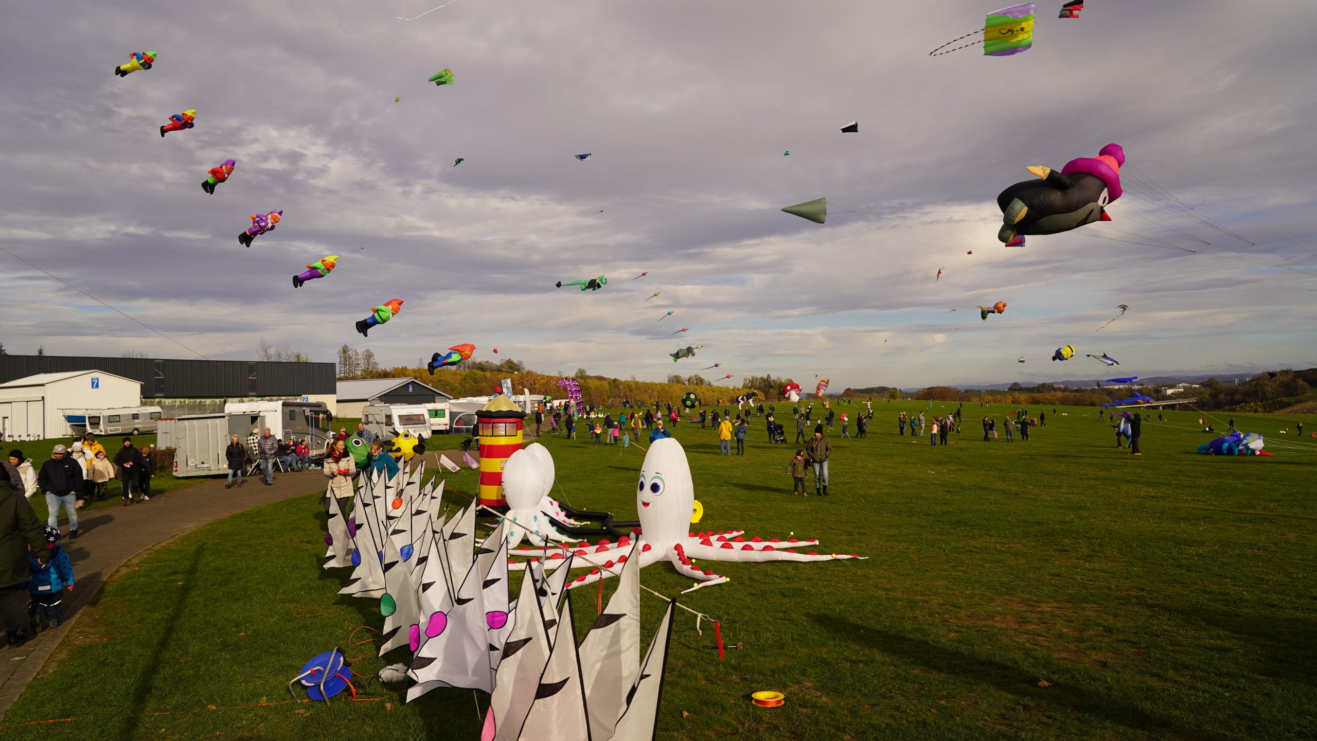 Großes Drachenfest in Bergneustadt, Auf dem Dümpel
